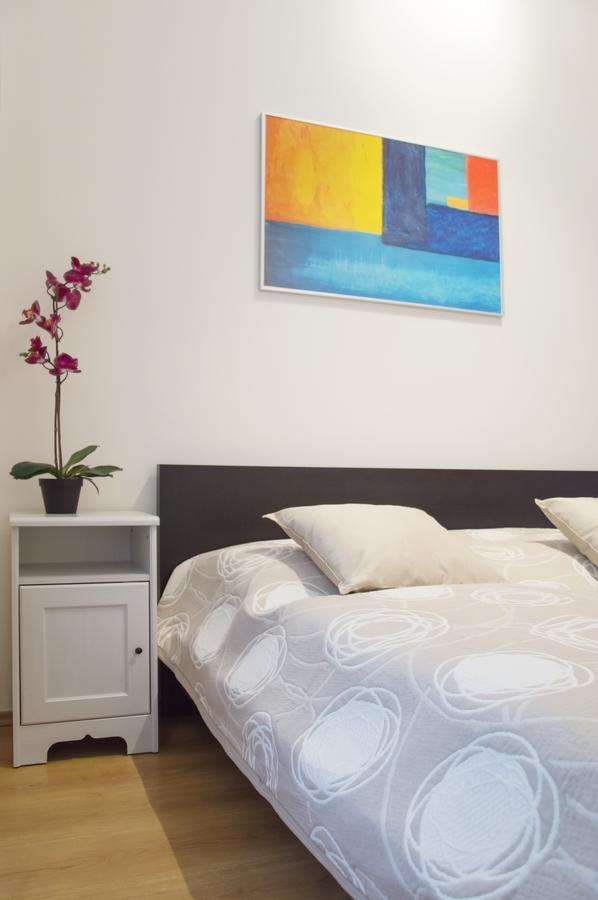 Modern Opatovická Apartment Prag